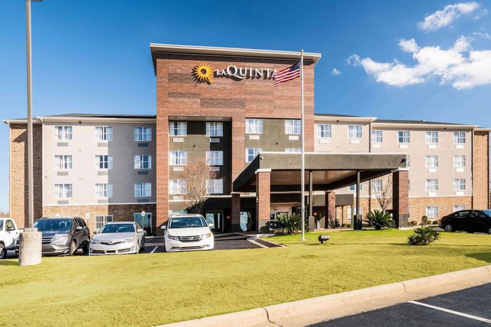 Imagen general del Hotel La Quinta Inn and Suites by Wyndham Montgomery. Foto 1