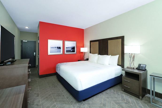 Imagen de la habitación del Hotel La Quinta Inn and Suites by Wyndham Opelika Auburn. Foto 13