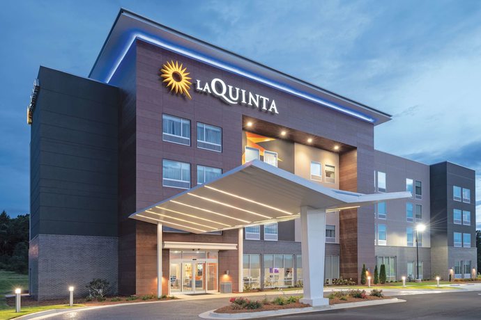 Imagen general del Hotel La Quinta Inn and Suites by Wyndham Opelika Auburn. Foto 3