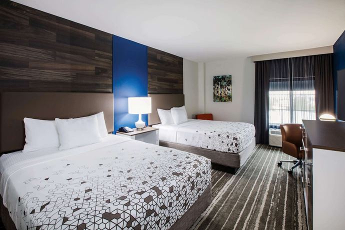 Imagen de la habitación del Hotel La Quinta Inn and Suites by Wyndham Owasso. Foto 2