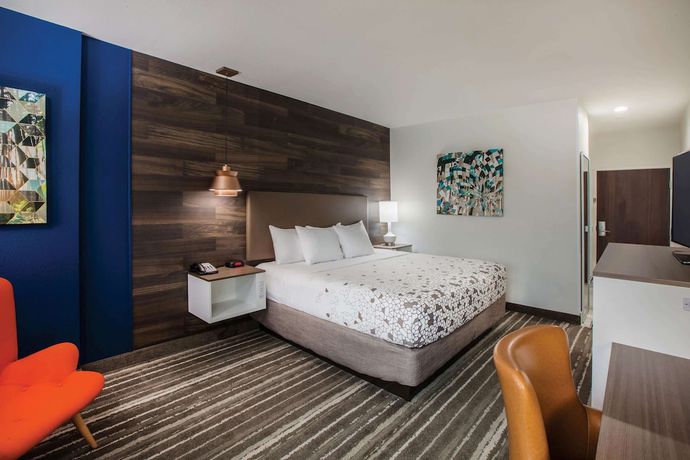 Imagen de la habitación del Hotel La Quinta Inn and Suites by Wyndham Owasso. Foto 16