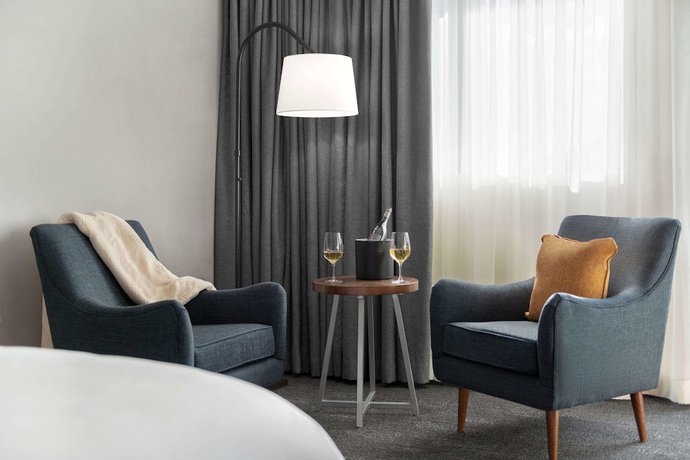 Imagen de la habitación del Hotel La Quinta Inn and Suites by Wyndham San Luis Obispo Downtown. Foto 4