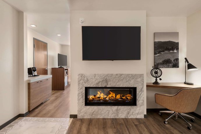 Imagen de la habitación del Hotel La Quinta Inn and Suites by Wyndham San Luis Obispo Downtown. Foto 5