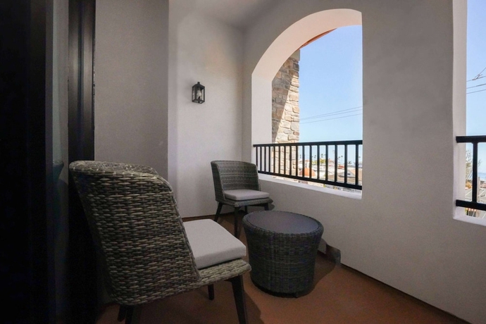 Imagen de la habitación del Hotel La Quinta Inn and Suites by Wyndham Santa Cruz. Foto 5