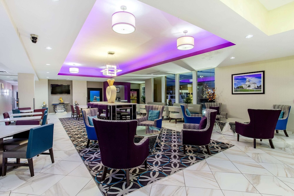 Imagen de los interiores del Hotel La Quinta Inn and Suites by Wyndham Springfield IL. Foto 17