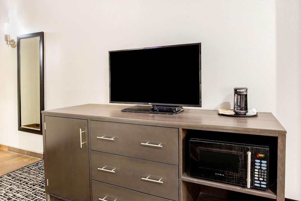 Imagen de la habitación del Hotel La Quinta Inn and Suites by Wyndham Springfield IL. Foto 13