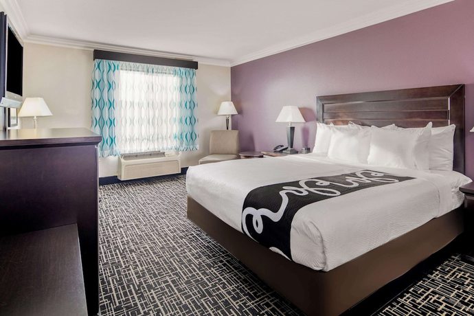 Imagen de la habitación del Hotel La Quinta Inn and Suites by Wyndham Temecula. Foto 3