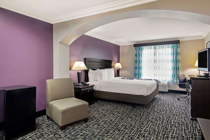 Imagen de la habitación del Hotel La Quinta Inn and Suites by Wyndham Temecula. Foto 7