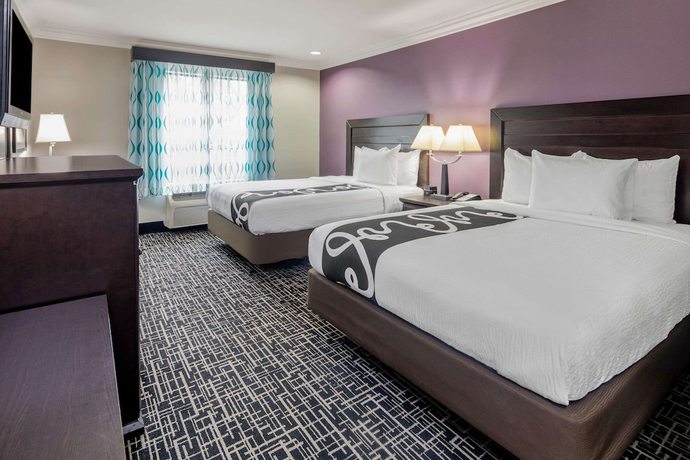 Imagen de la habitación del Hotel La Quinta Inn and Suites by Wyndham Temecula. Foto 8
