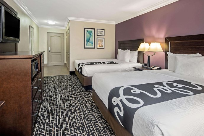 Imagen de la habitación del Hotel La Quinta Inn and Suites by Wyndham Temecula. Foto 9