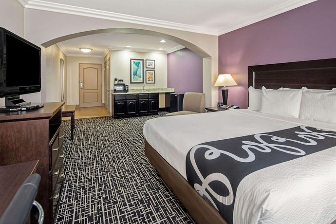 Imagen de la habitación del Hotel La Quinta Inn and Suites by Wyndham Temecula. Foto 10