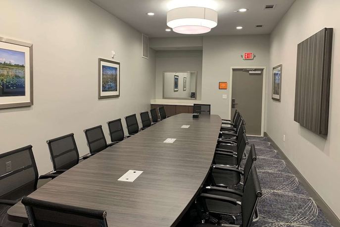 Imagen de los interiores del Hotel La Quinta Inn and Suites by Wyndham Tifton. Foto 14