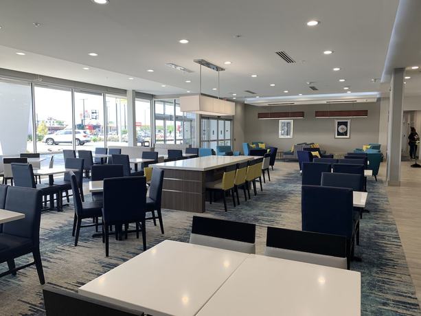 Imagen del bar/restaurante del Hotel La Quinta Inn and Suites by Wyndham Tifton. Foto 2