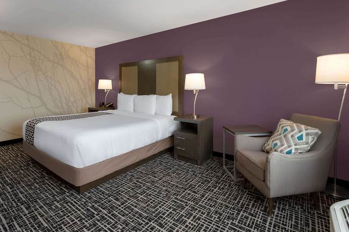 Imagen de la habitación del Hotel La Quinta Inn and Suites by Wyndham Wichita Airport. Foto 3