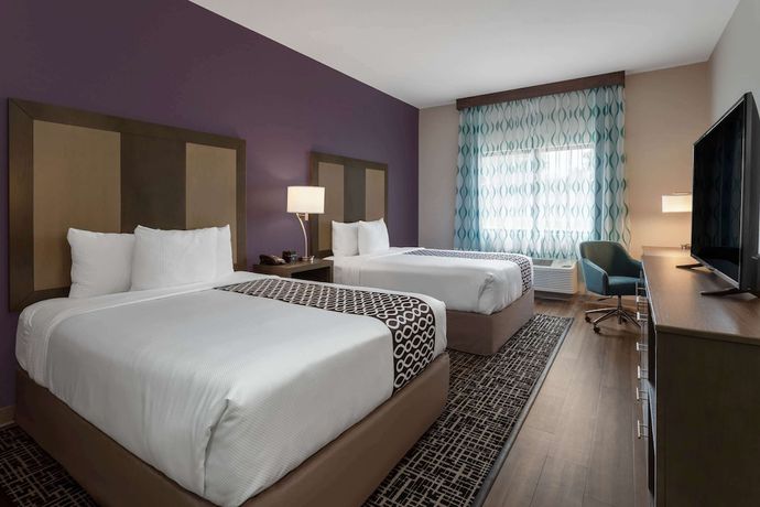 Imagen de la habitación del Hotel La Quinta Inn and Suites by Wyndham Wichita Airport. Foto 5