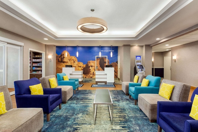 Imagen de los interiores del Hotel La Quinta Inn and Suites by Wyndham at WaTiki Waterpark. Foto 16