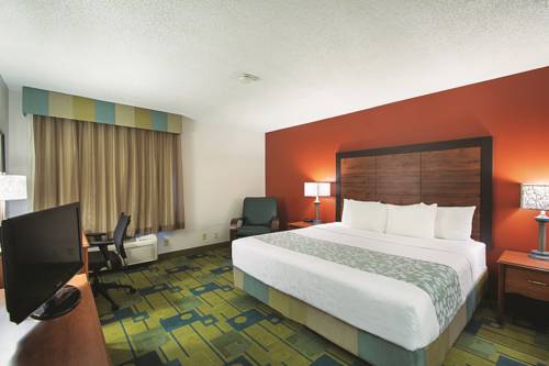 Imagen de la habitación del Hotel La Quinta Inn by Wyndham Auburn Worcester. Foto 2