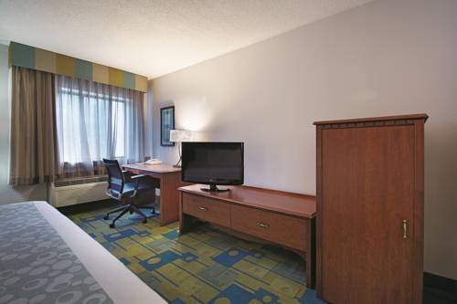 Imagen de la habitación del Hotel La Quinta Inn by Wyndham Auburn Worcester. Foto 13