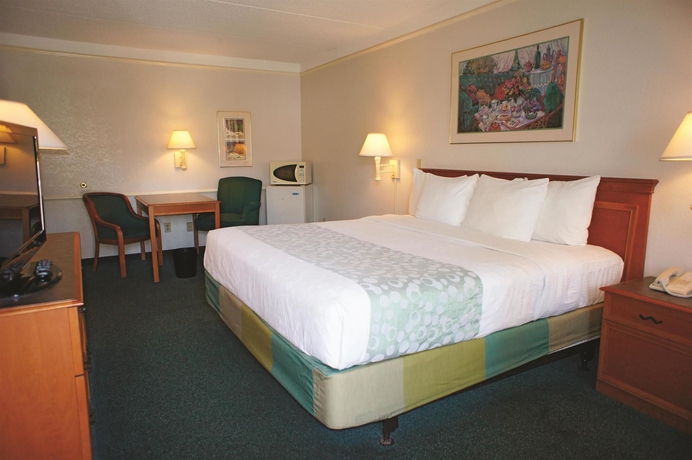 Imagen de la habitación del Hotel La Quinta Inn by Wyndham Bakersfield South. Foto 6