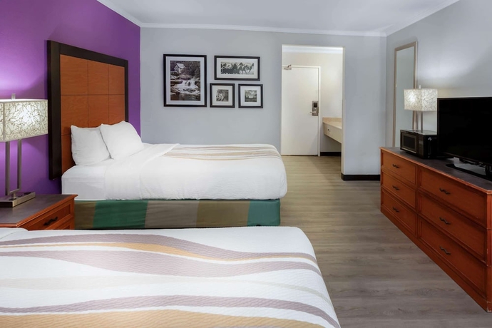 Imagen de la habitación del Hotel La Quinta Inn by Wyndham Birmingham - Inverness. Foto 1