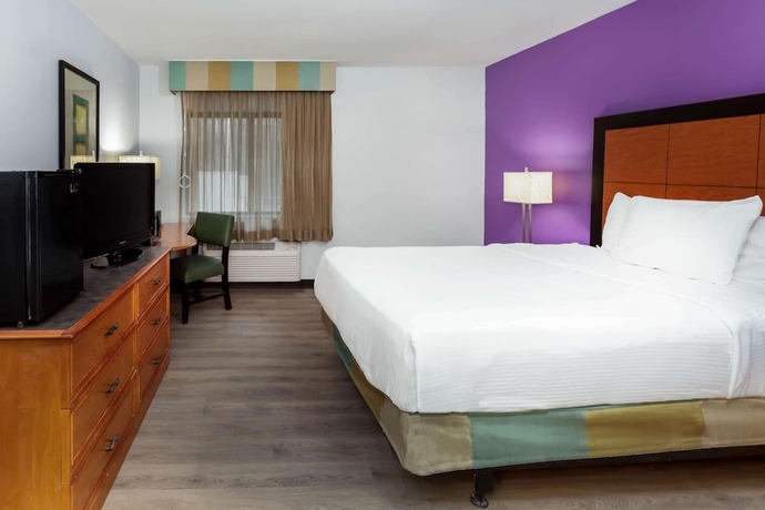 Imagen de la habitación del Hotel La Quinta Inn by Wyndham Birmingham - Inverness. Foto 4