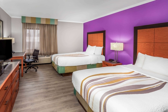 Imagen de la habitación del Hotel La Quinta Inn by Wyndham Birmingham - Inverness. Foto 12