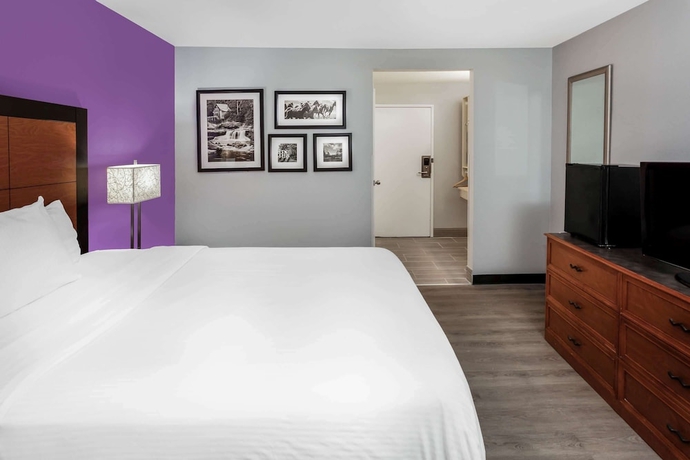 Imagen de la habitación del Hotel La Quinta Inn by Wyndham Birmingham - Inverness. Foto 16