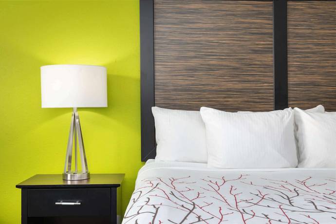 Imagen de la habitación del Hotel La Quinta Inn by Wyndham Calhoun South I-75. Foto 9