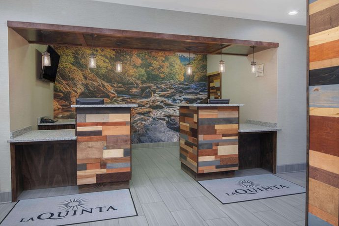 Imagen de los interiores del Hotel La Quinta Inn by Wyndham Calhoun South I-75. Foto 19