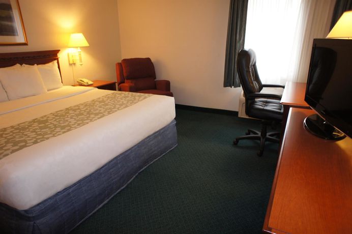 Imagen de la habitación del Hotel La Quinta Inn by Wyndham Cleveland Independence. Foto 4