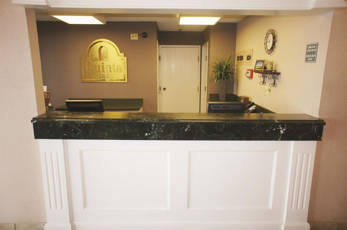 Imagen de los interiores del Hotel La Quinta Inn by Wyndham Cleveland Independence. Foto 14