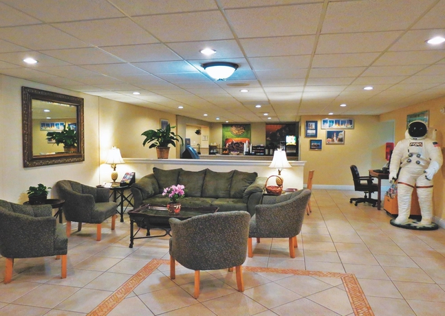 Imagen de los interiores del Hotel La Quinta Inn by Wyndham Cocoa Beach-Port Canaveral. Foto 12