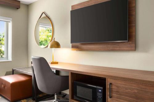 Imagen de la habitación del Hotel La Quinta Inn by Wyndham Columbia NE/Fort Jackson, Columbia. Foto 17