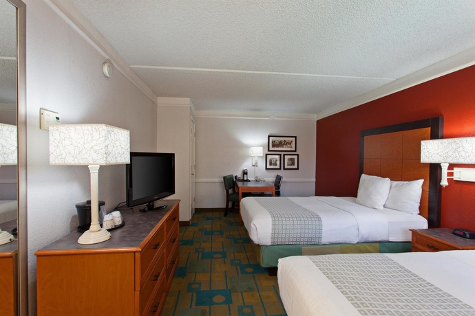 Imagen de la habitación del Hotel La Quinta Inn by Wyndham Costa Mesa / Newport Beach. Foto 9