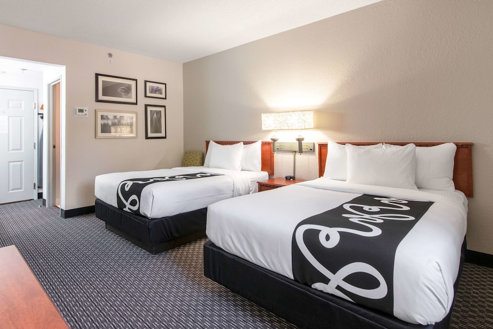 Imagen de la habitación del Hotel La Quinta Inn by Wyndham Ft. Lauderdale Tamarac East. Foto 6