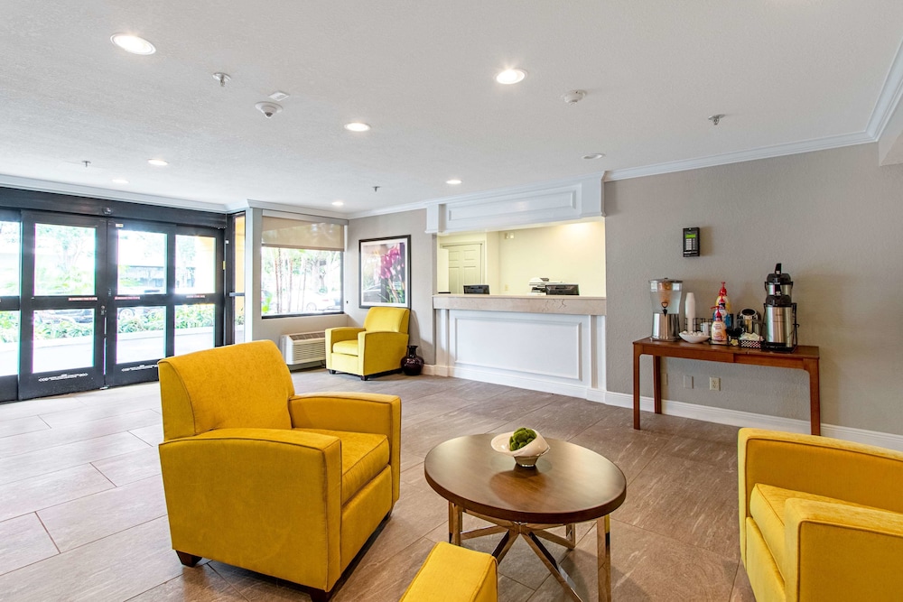 Imagen de los interiores del Hotel La Quinta Inn by Wyndham Ft. Lauderdale Tamarac East. Foto 18