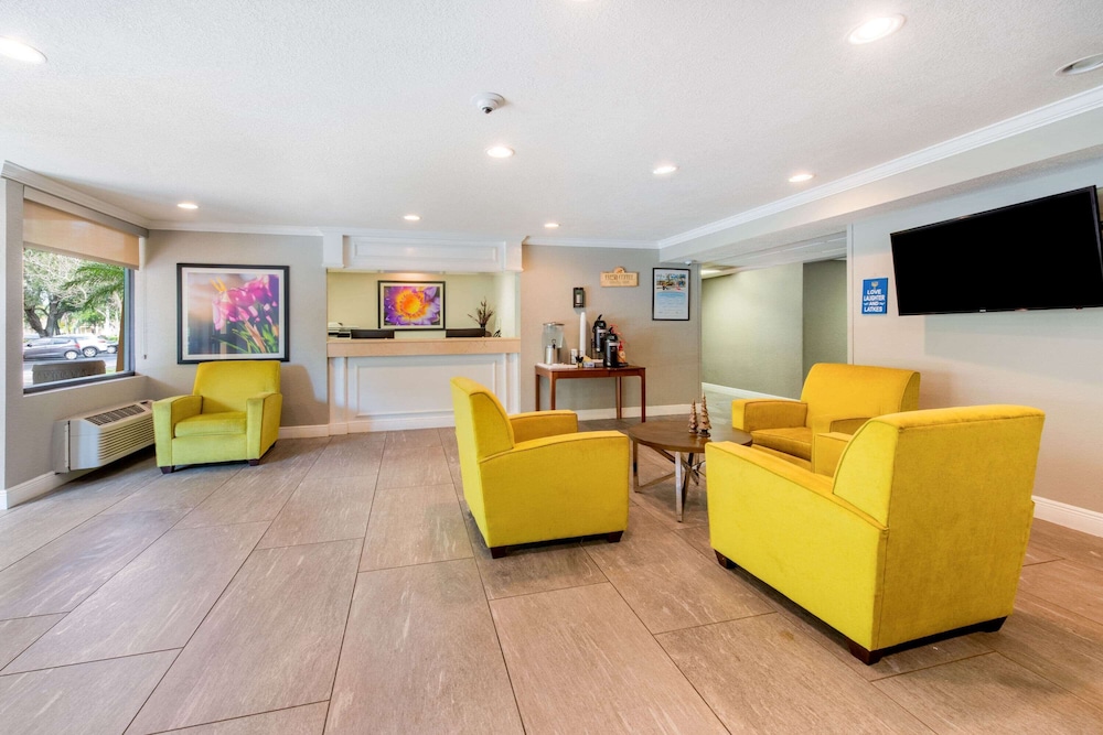 Imagen de los interiores del Hotel La Quinta Inn by Wyndham Ft. Lauderdale Tamarac East. Foto 20