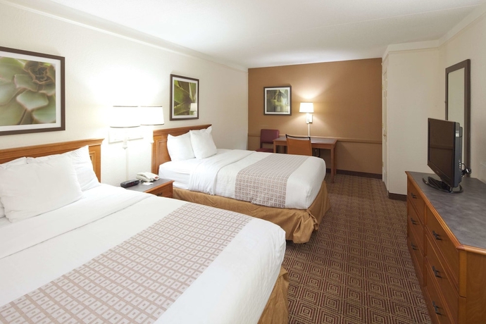 Imagen de la habitación del Hotel La Quinta Inn by Wyndham Huntsville Research Park. Foto 4