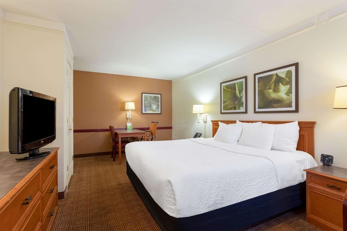 Imagen de la habitación del Hotel La Quinta Inn by Wyndham Huntsville Research Park. Foto 6