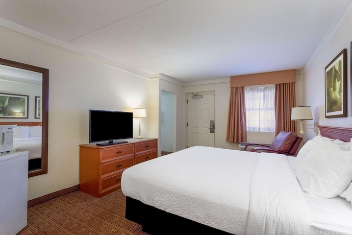 Imagen de la habitación del Hotel La Quinta Inn by Wyndham Huntsville Research Park. Foto 11