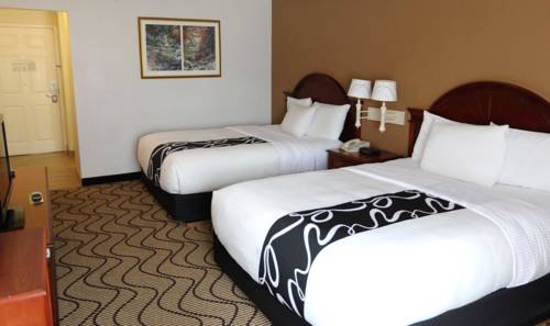 Imagen de la habitación del Hotel La Quinta Inn by Wyndham Lynnwood. Foto 4