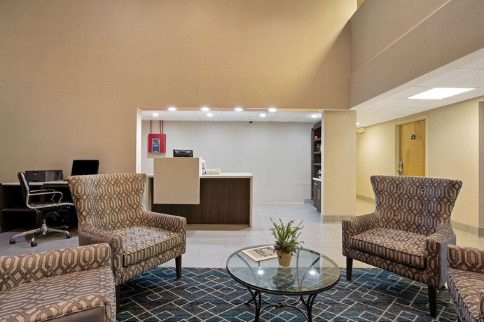 Imagen de los interiores del Hotel La Quinta Inn by Wyndham Radford. Foto 19