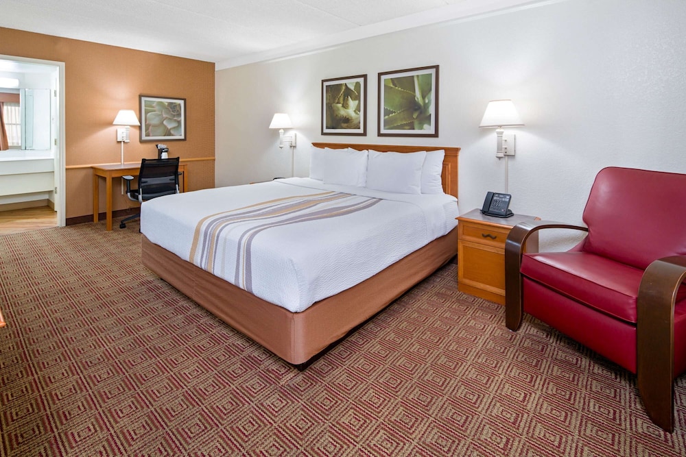 Imagen de la habitación del Hotel La Quinta Inn by Wyndham San Diego - Miramar. Foto 6