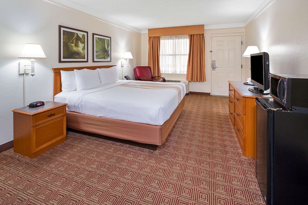 Imagen de la habitación del Hotel La Quinta Inn by Wyndham San Diego - Miramar. Foto 14