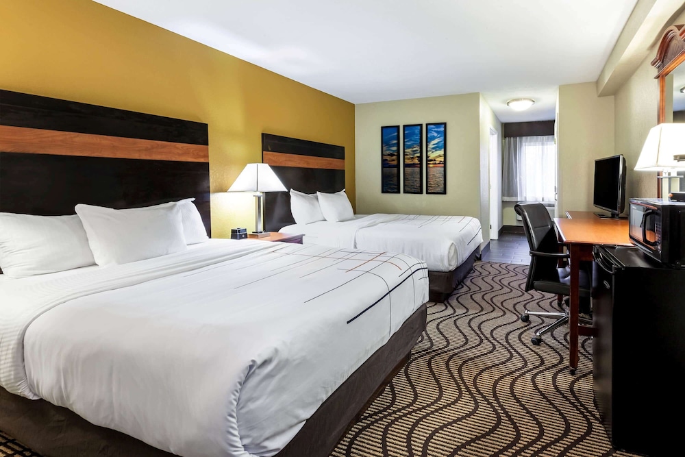Imagen de la habitación del Hotel La Quinta Inn by Wyndham Sandusky near Cedar Point. Foto 2
