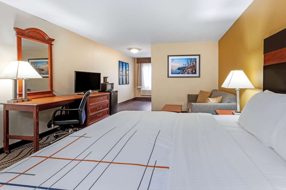 Imagen de la habitación del Hotel La Quinta Inn by Wyndham Sandusky near Cedar Point. Foto 16