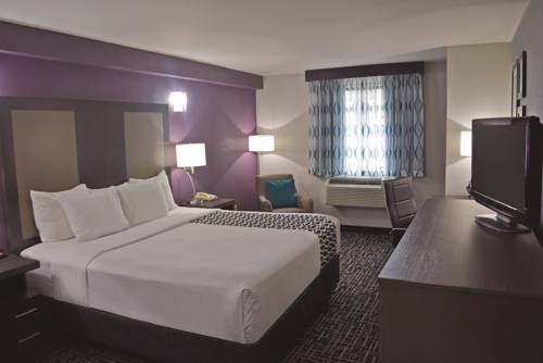 Imagen de la habitación del Hotel La Quinta Inn by Wyndham West Long Branch/NJ Shore Area. Foto 2