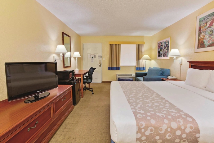 Imagen de la habitación del Hotel La Quinta Inn by Wyndham West Palm Beach - Florida Turnpike. Foto 6