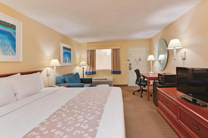 Imagen de la habitación del Hotel La Quinta Inn by Wyndham West Palm Beach - Florida Turnpike. Foto 14
