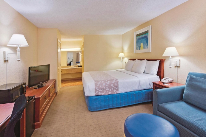 Imagen de la habitación del Hotel La Quinta Inn by Wyndham West Palm Beach - Florida Turnpike. Foto 16